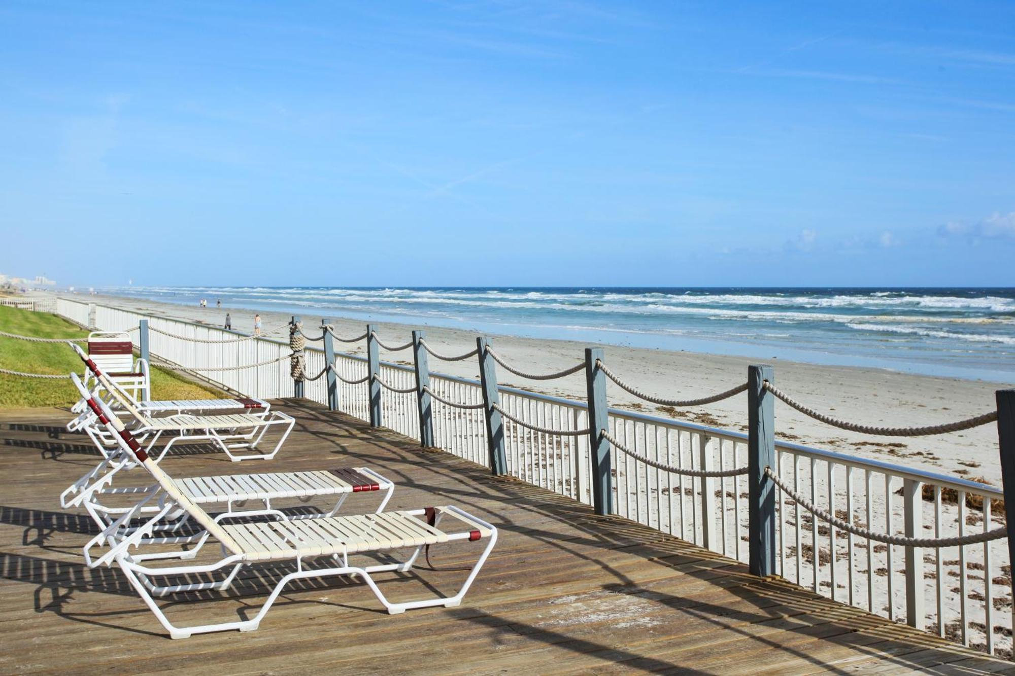 Fabulous Ocean And Pool Views From Balcony & Located On No-Drive Beach New Smyrna Beach Kültér fotó